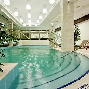Szálloda Earth & People & - Free Parking & Swimming Pool